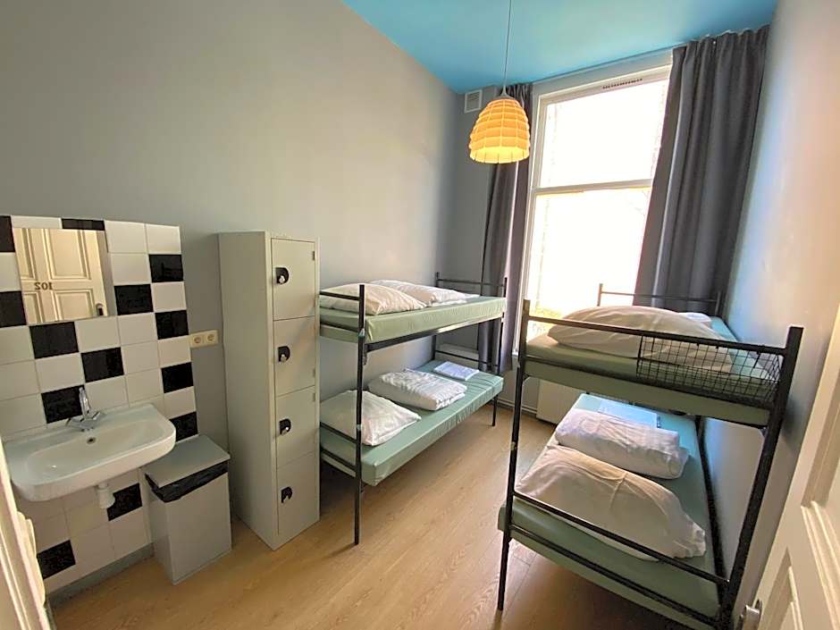 Hostel Cosmos Amsterdam
