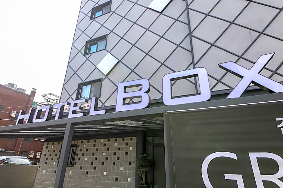 hotel box