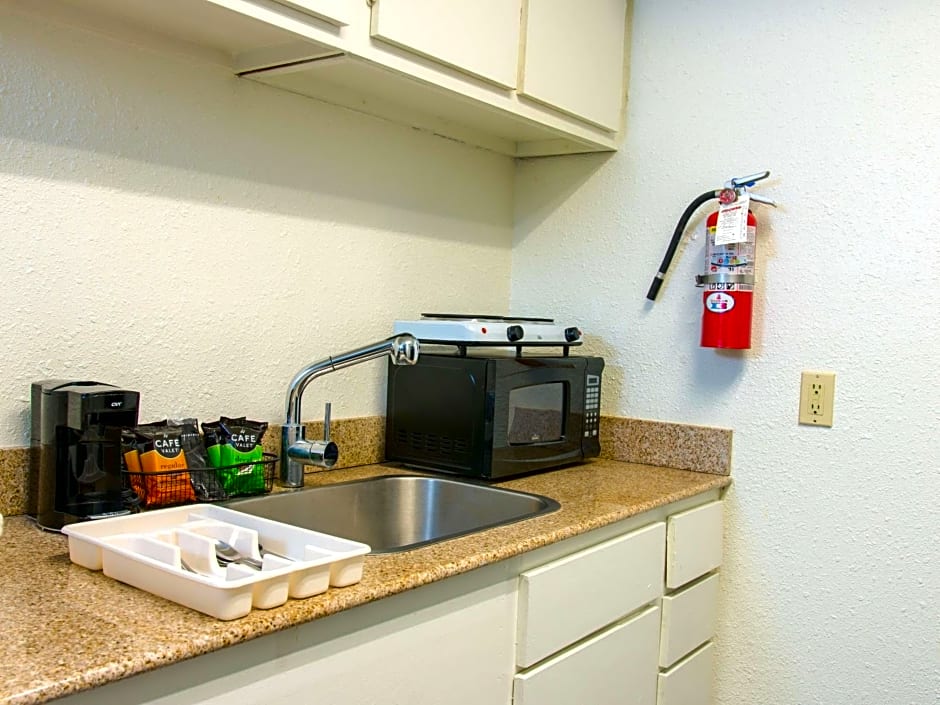 Studio 6-San Antonio, TX - Lackland AFB