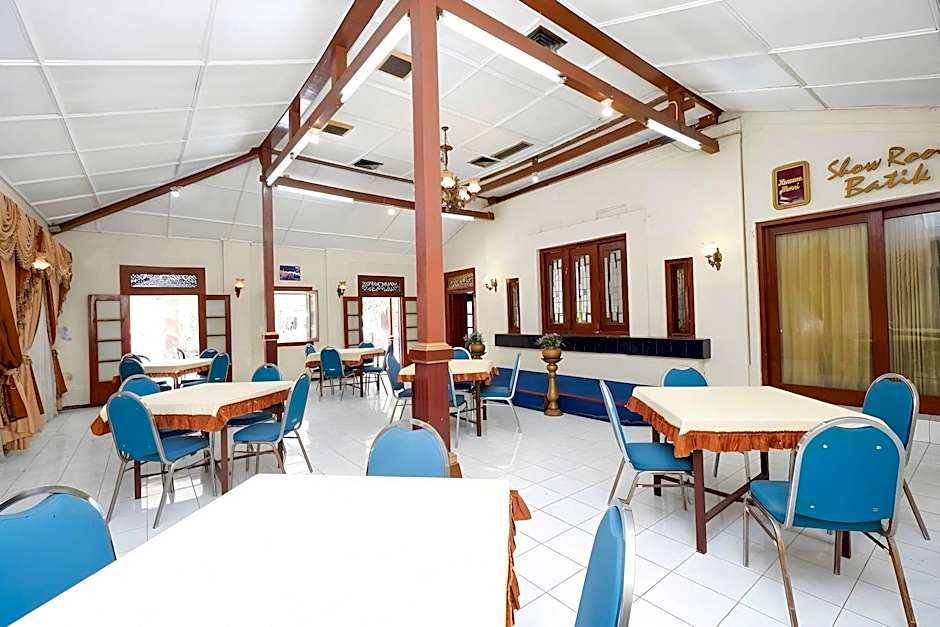 SUPER OYO Capital O 1644 Hotel Griya Kencana