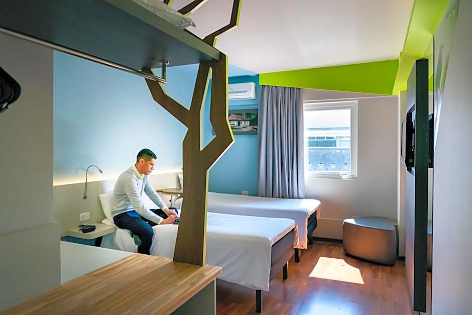 ibis Styles Curitiba Centro Civico