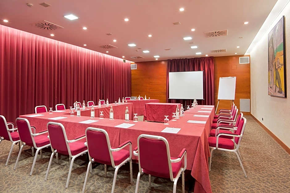 Crowne Plaza Venice East By IHG