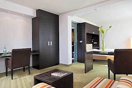 Superior Studio - Annex Building