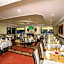 Fariyas Hotel