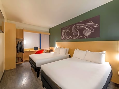 Standard Room with twin double beds