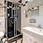 Best Western Plus Celebrity Suites