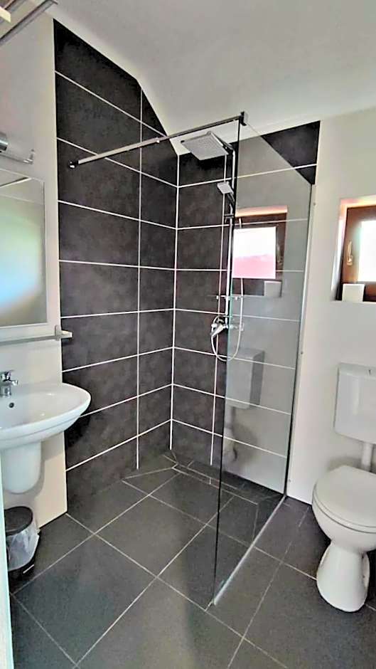 Kodaros Studio Parajd