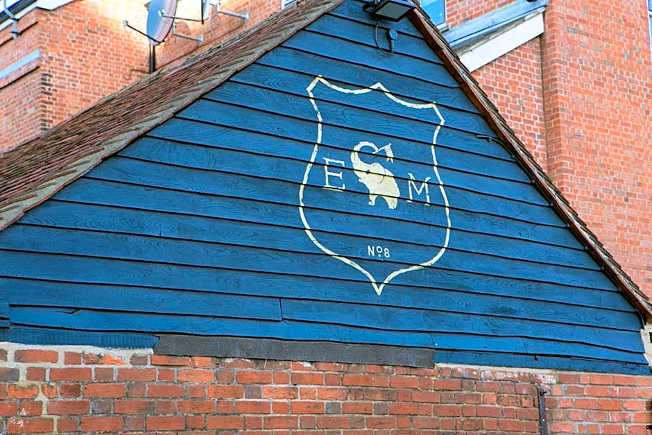 The Elephant at the Market