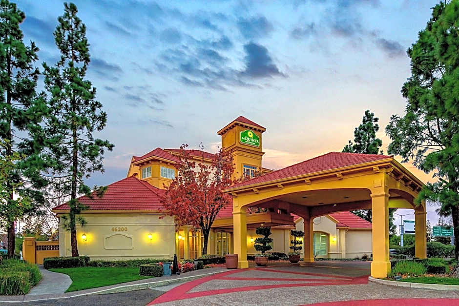 La Quinta Inn & Suites by Wyndham Fremont / Silicon Valley