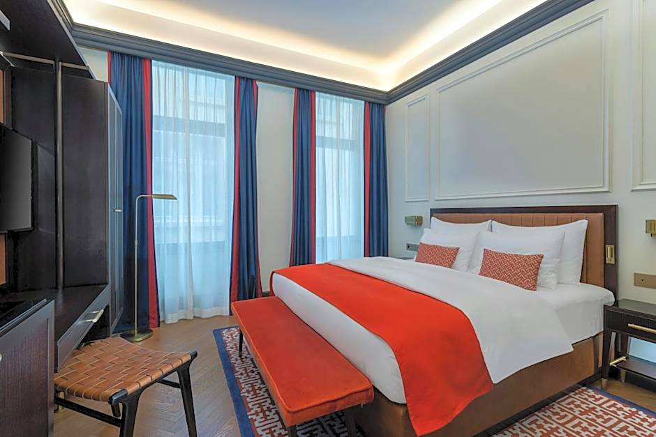 LUME Boutique Hotel, Autograph Collection