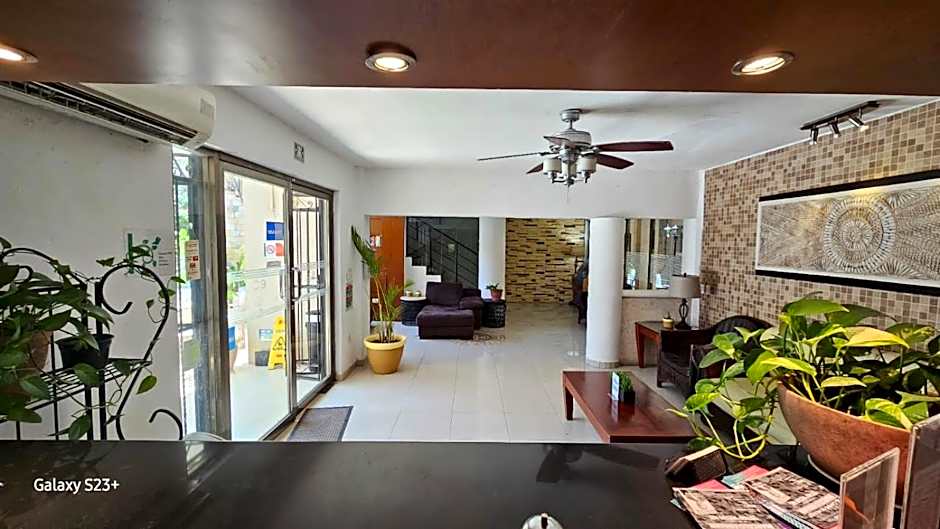 Hotel Colonial Cancun