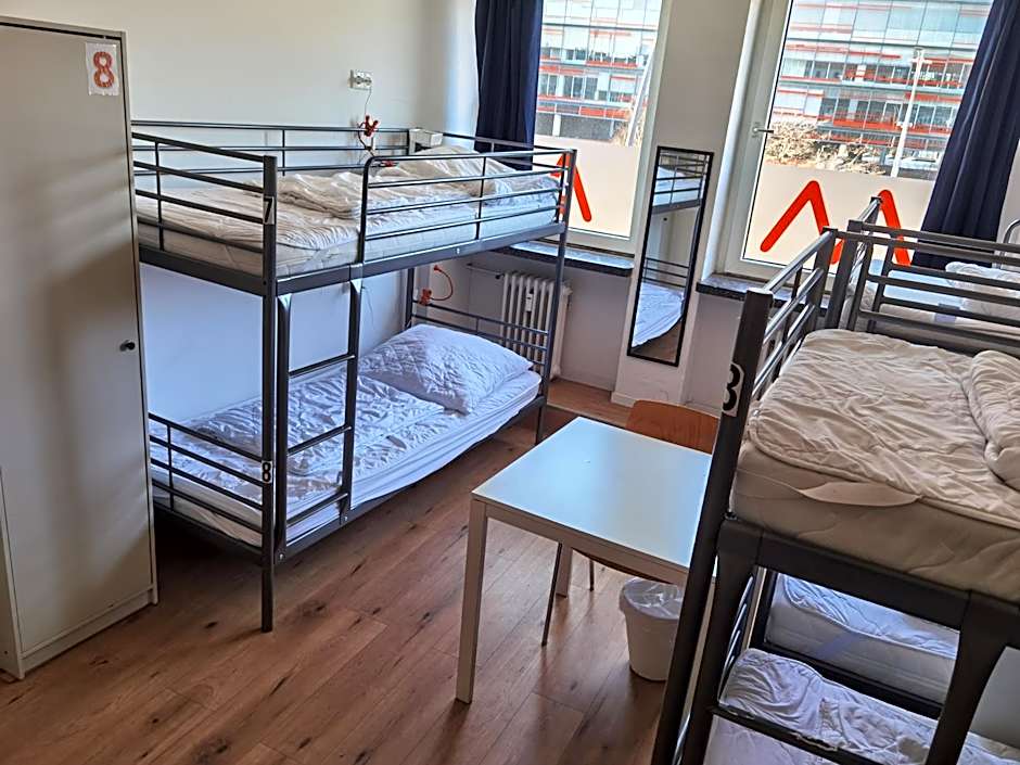 MAC City Hostel