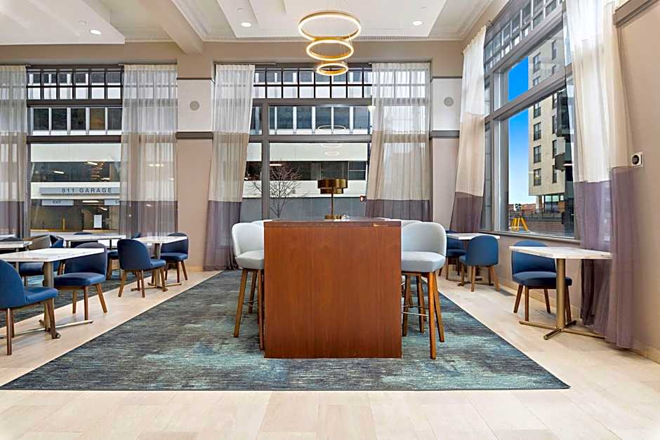 Hampton Inn By Hilton Kansas City Downtown Financial District, MO