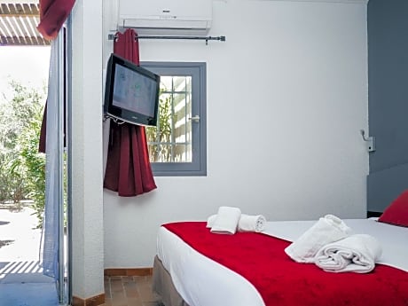 Standard Double Room - Air Conditioning
