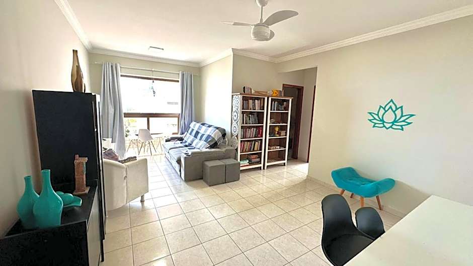 Belo apartamento de frente ao mar - Vila Caiçara