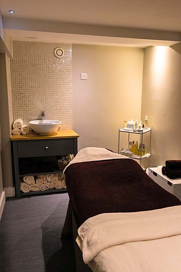 Christchurch Harbour Hotel & Spa