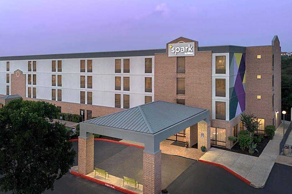 Spark By Hilton San Antonio Northwest Near Six Flags