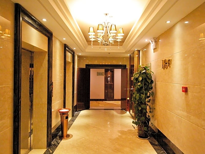 Greentree Eastern Huainan Guangchang Road Hotel
