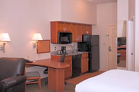 2 Queen Studio Suite Studio Full Kitchen