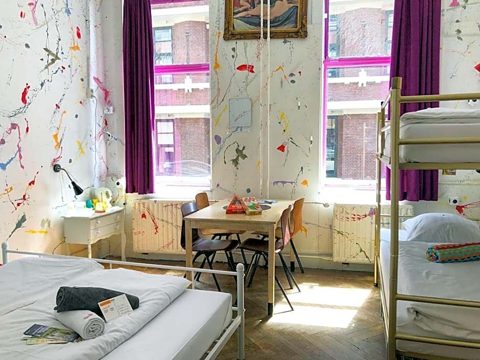 Hostel ROOM Rotterdam