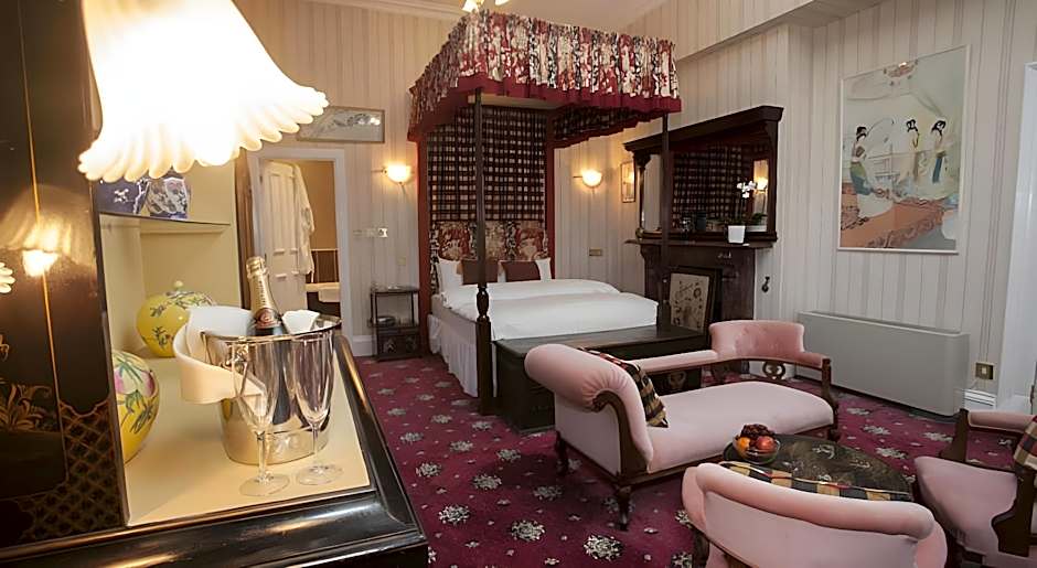 Photo 1 of 4 of Mansion Suite