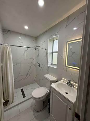 Basic Room - Two Beds