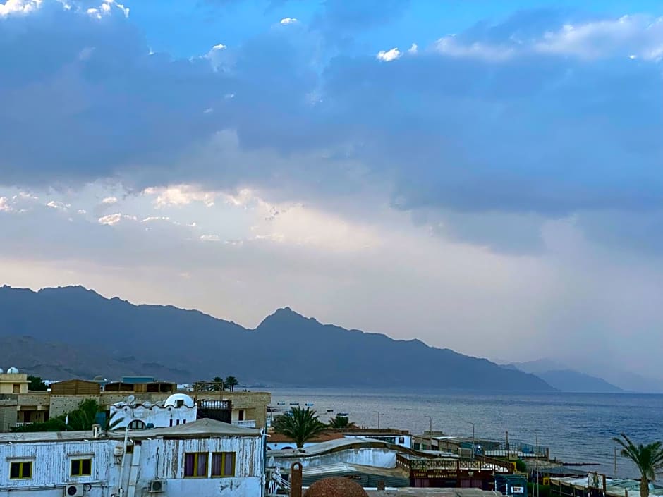 Al Deira Dahab Hotel