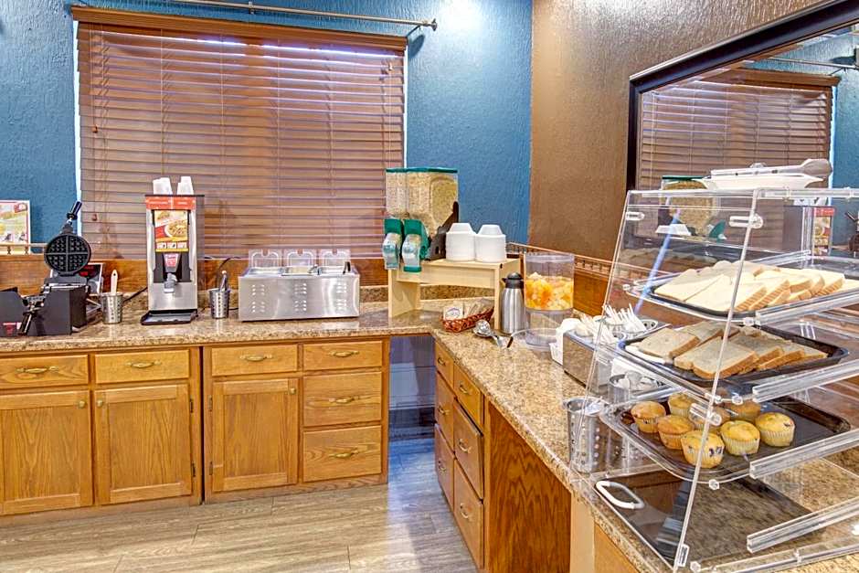 Howard Johnson by Wyndham Branson Theatre District