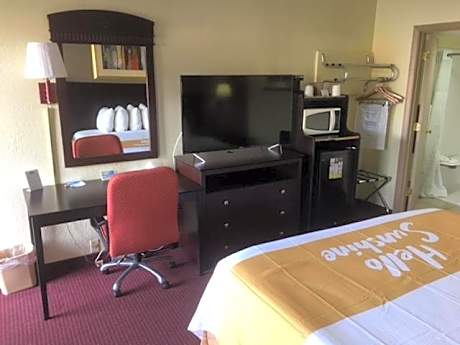 King Room - Non-Smoking