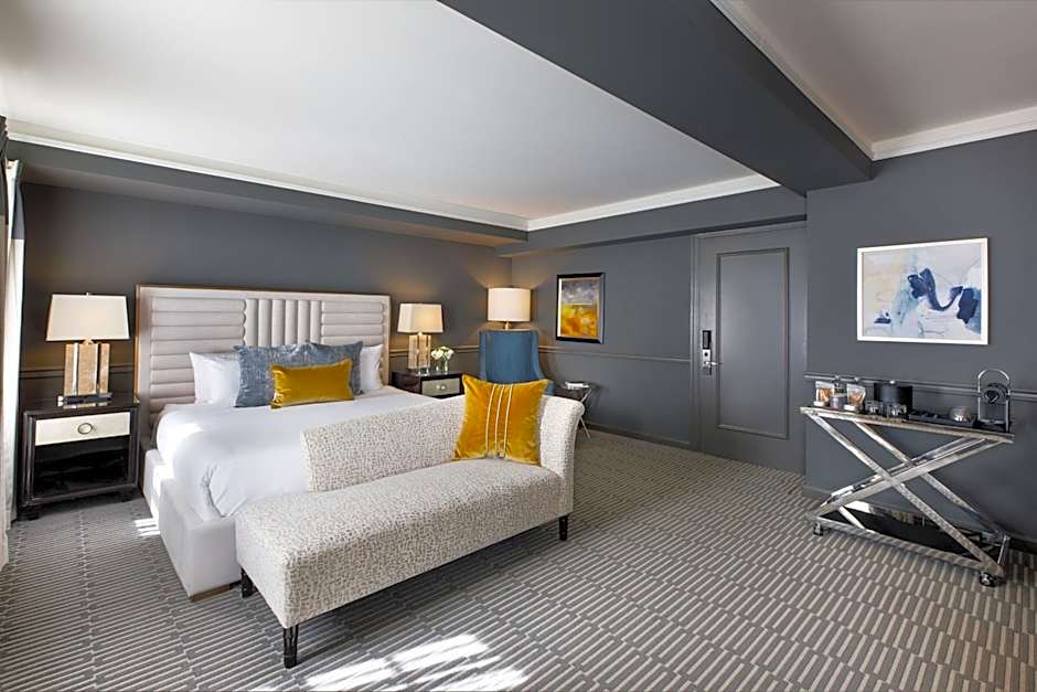 Ambassador Hotel Tulsa, Autograph Collection by Marriott