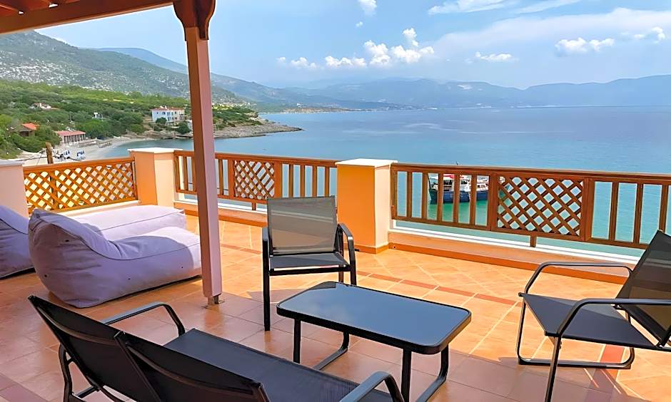 Nereides Seaside Apartments