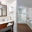 Hampton Inn By Hilton and Suites Clearwater Beach