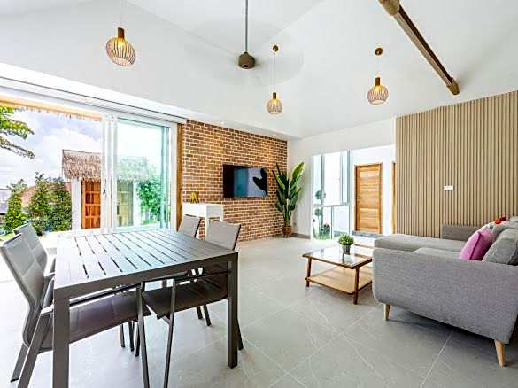 Baan Saint Tropez Villas Kata Beach