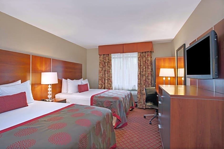 Ramada by Wyndham Staten Island