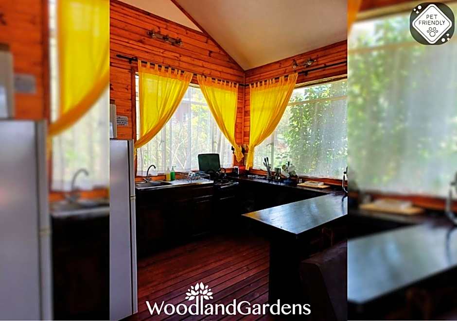 Woodland Gardens Self catering Pet Friendly Lodge