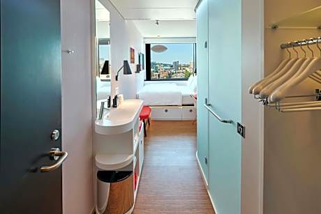 King Room with Premium View