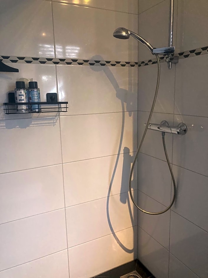 B&BOosterweg3 Studio - Free private parking