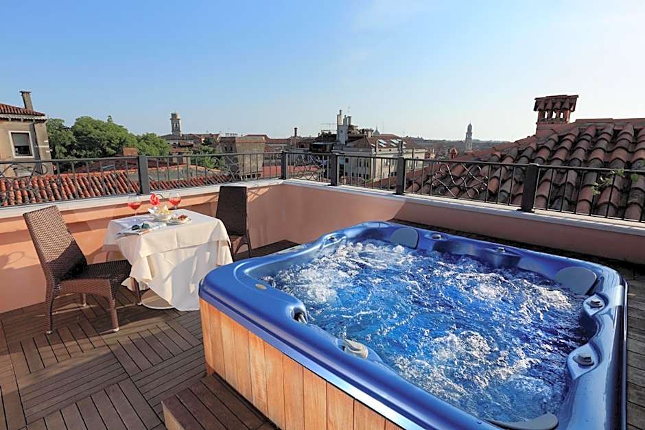 Hotel Palazzo Stern