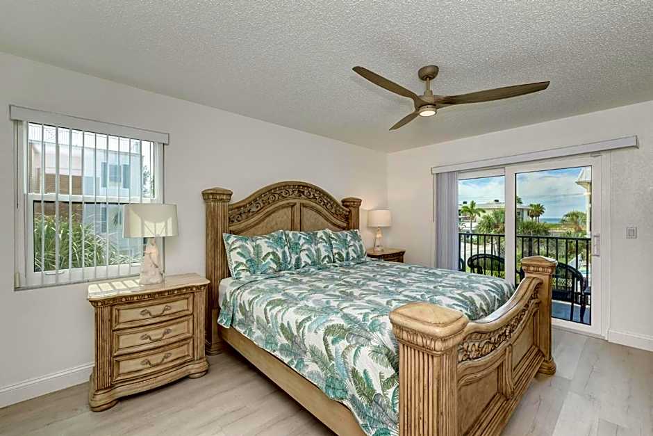 Absolute Anna Maria-Private Beach Access-Heated Pool-Water Views From Every Room