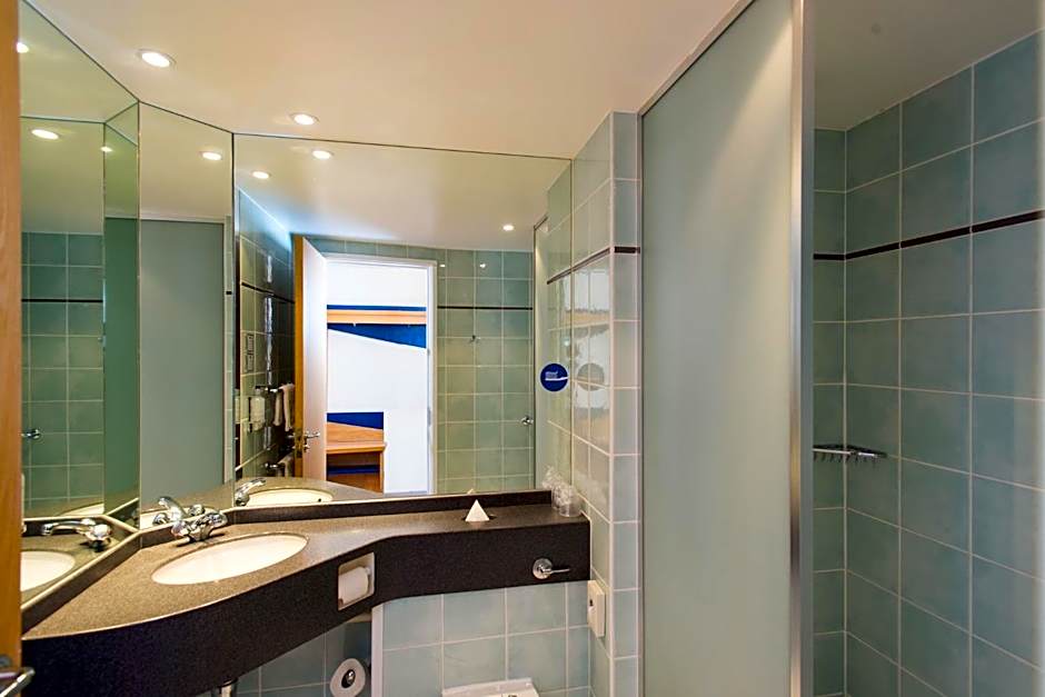 Holiday Inn Express Bradford City Centre By IHG