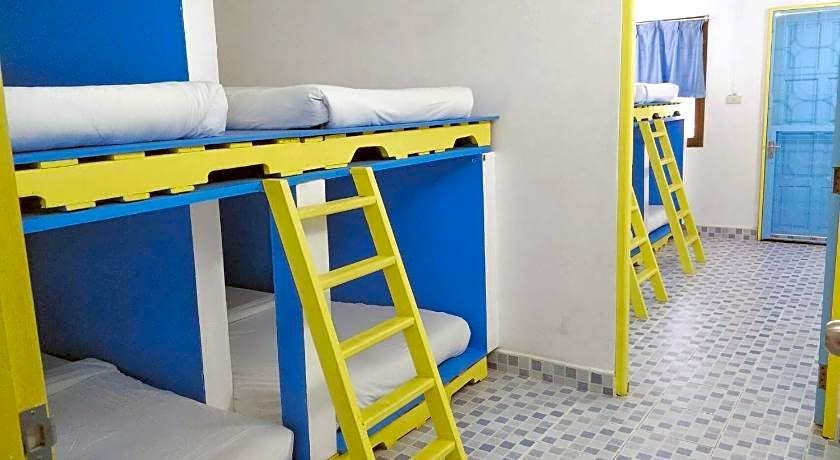 Hua Hin Night Market Hostel