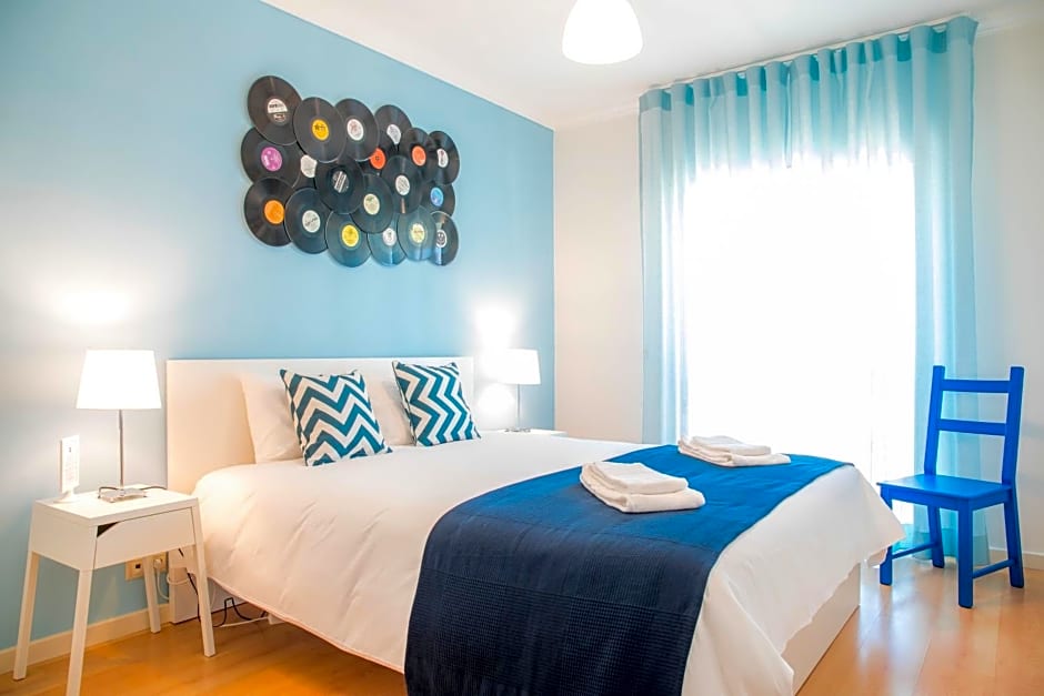 Vinyl Flat Bed & Breakfast - Rooms
