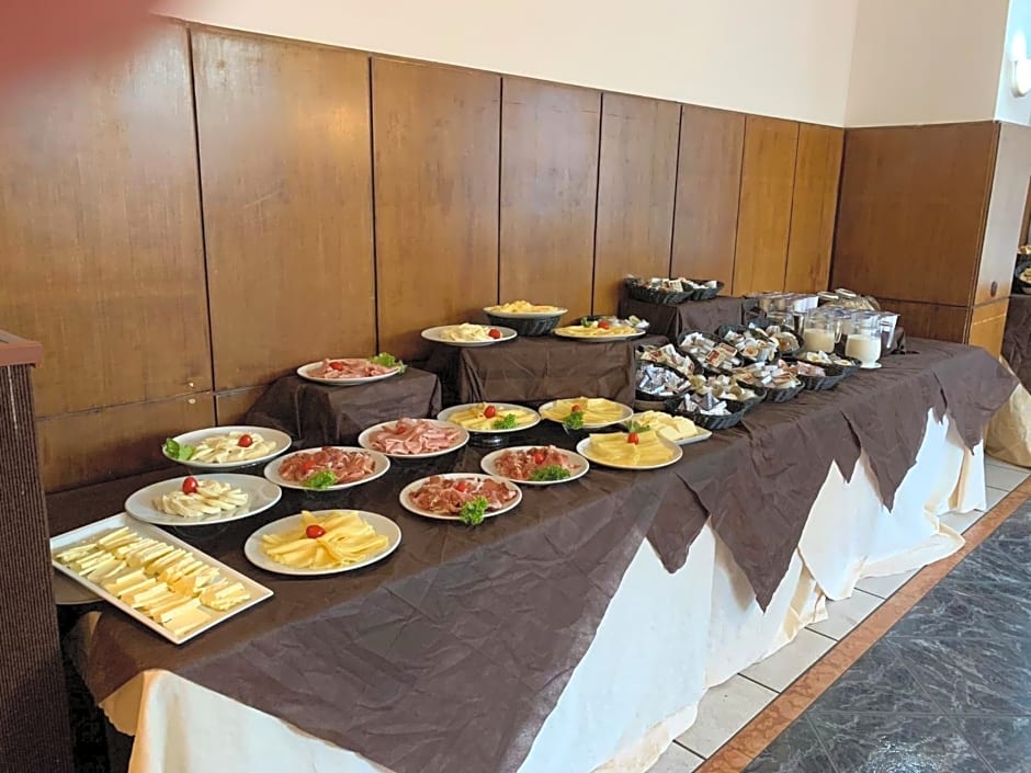 Excelsior Hotel Cimone LowCost