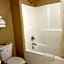 Garden Inn & Suites