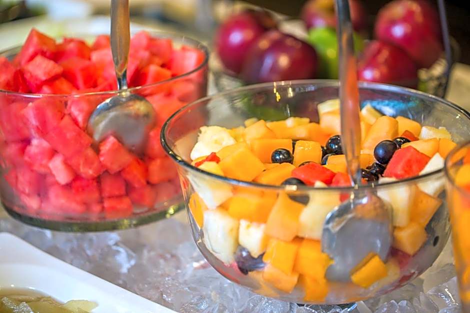 Delfines Hotel & Convention Center