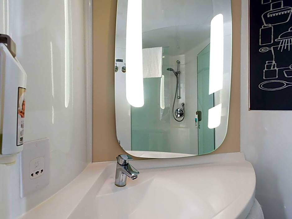 ibis Sheffield Centre