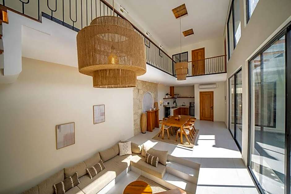 Brandnew tropical 3BR Villa with pool in Seminyak