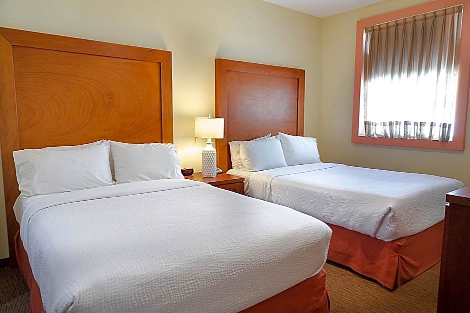 Staybridge Suites Queretaro By IHG