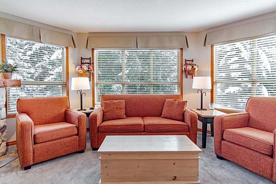 The best ski in ski out two bedroom condo at Aspens