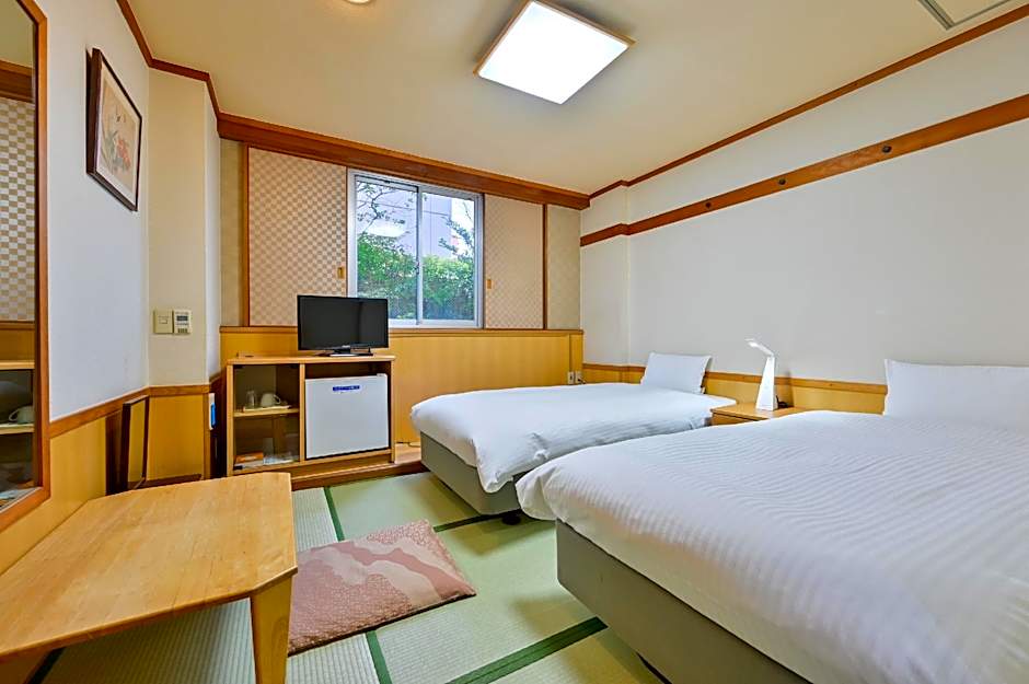 Central Hotel Sasebo
